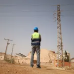 Granal BS3 — technicien Teclecom près du pylône MT